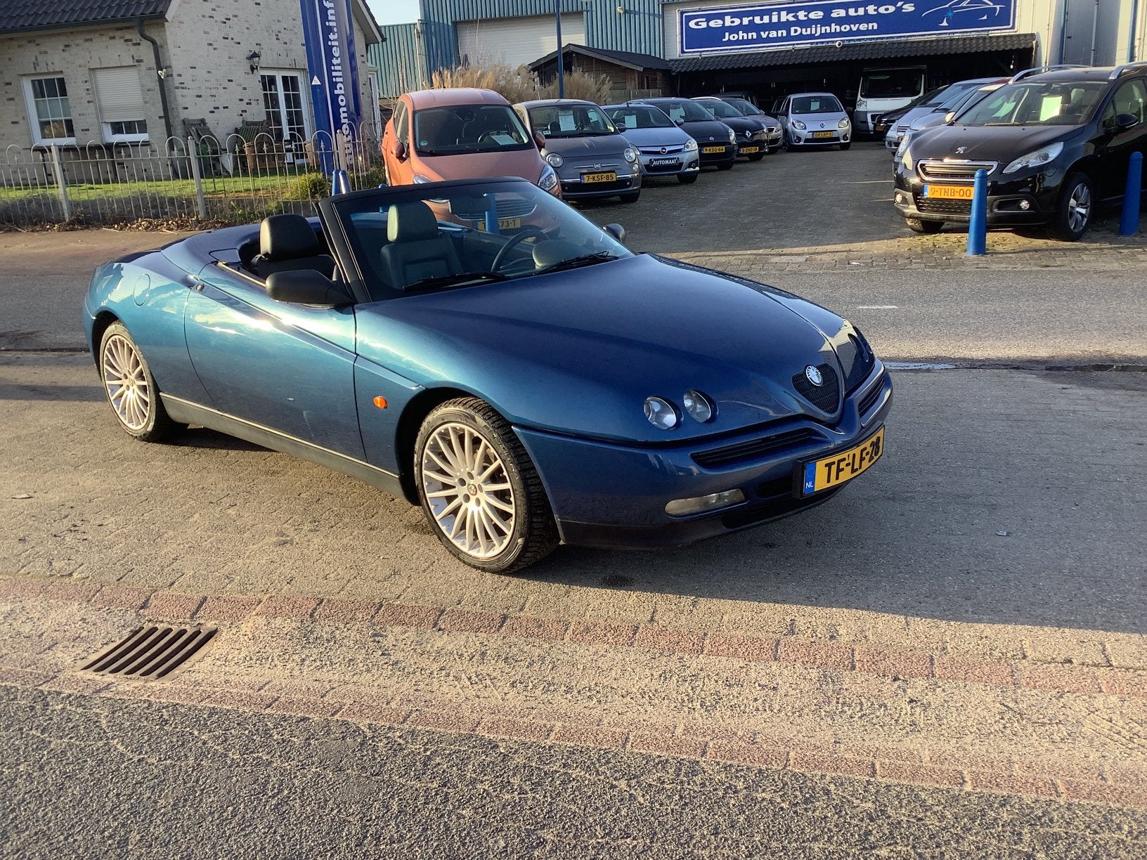 Alfa Romeo Spider 2.0 Twin Spark 16V 1998 Blauw, Auto's, Alfa Romeo, Voorwielaandrijving, 1345 kg, Blauw, Spider