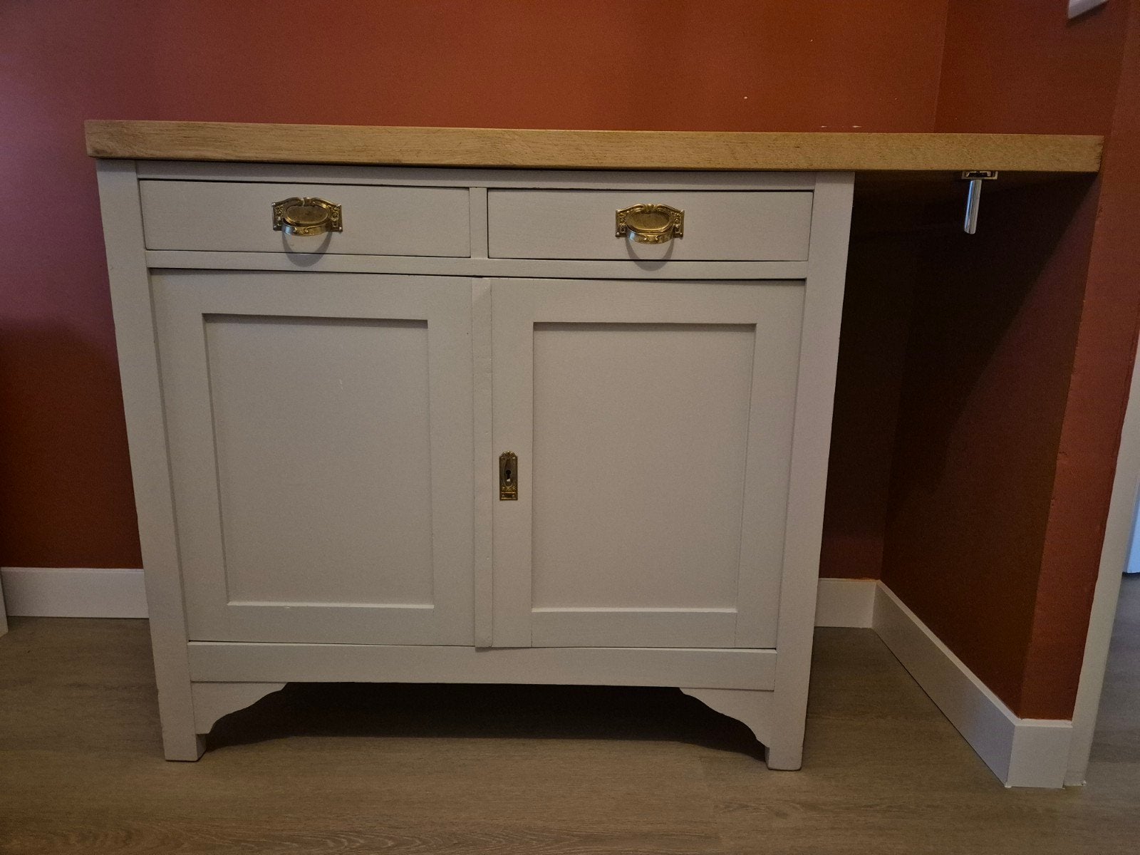 Vintage commode, opgeknapt met eiken blad, Kinderen en Baby's, Ophalen of Verzenden, Voetruimte, Minder dan 50 cm, 100 cm of meer