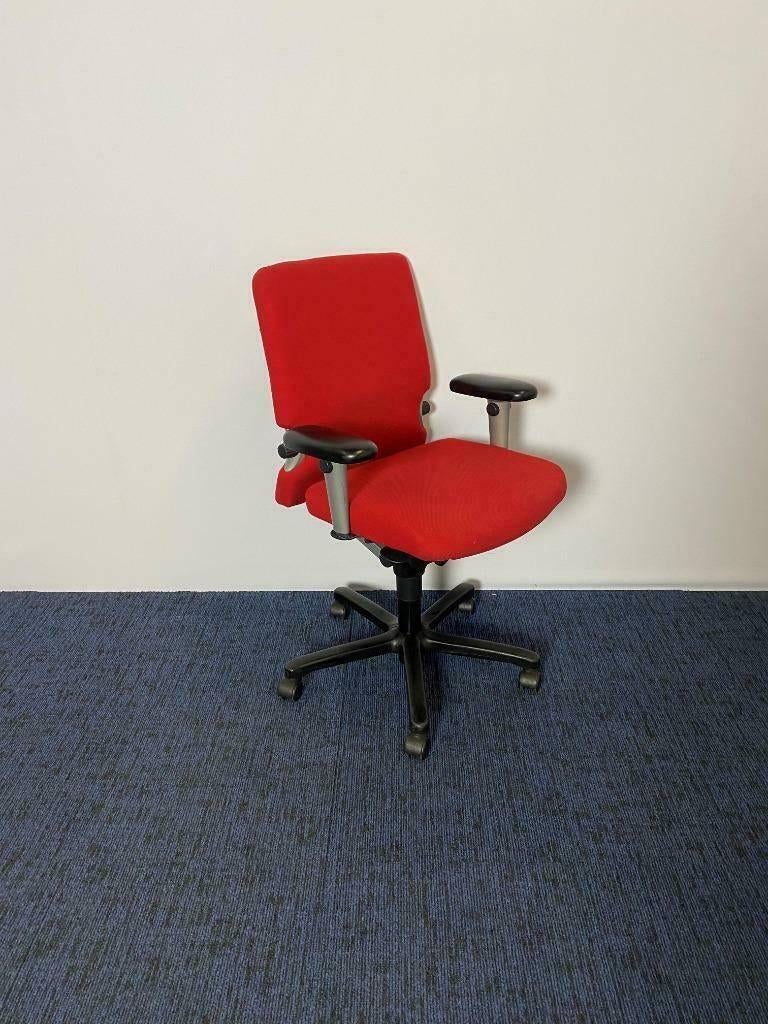 1 x Bureaustoel Comforto 77, rode stof, zwart voetkruis, Ophalen, Gebruikt, Bureaustoel, Rood