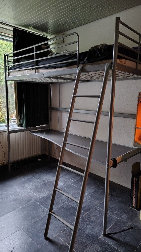 Gratis af te halen stapelbed, Ophalen, Eenpersoons, 210 cm, 180 tot 200 cm