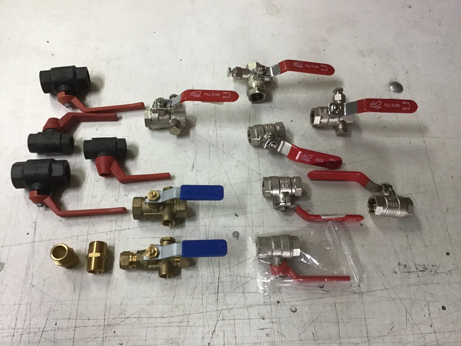 Diverse nieuwe kogelkranen, Doe-het-zelf en Verbouw, Ophalen of Verzenden, Nieuw, Koper, Kraan