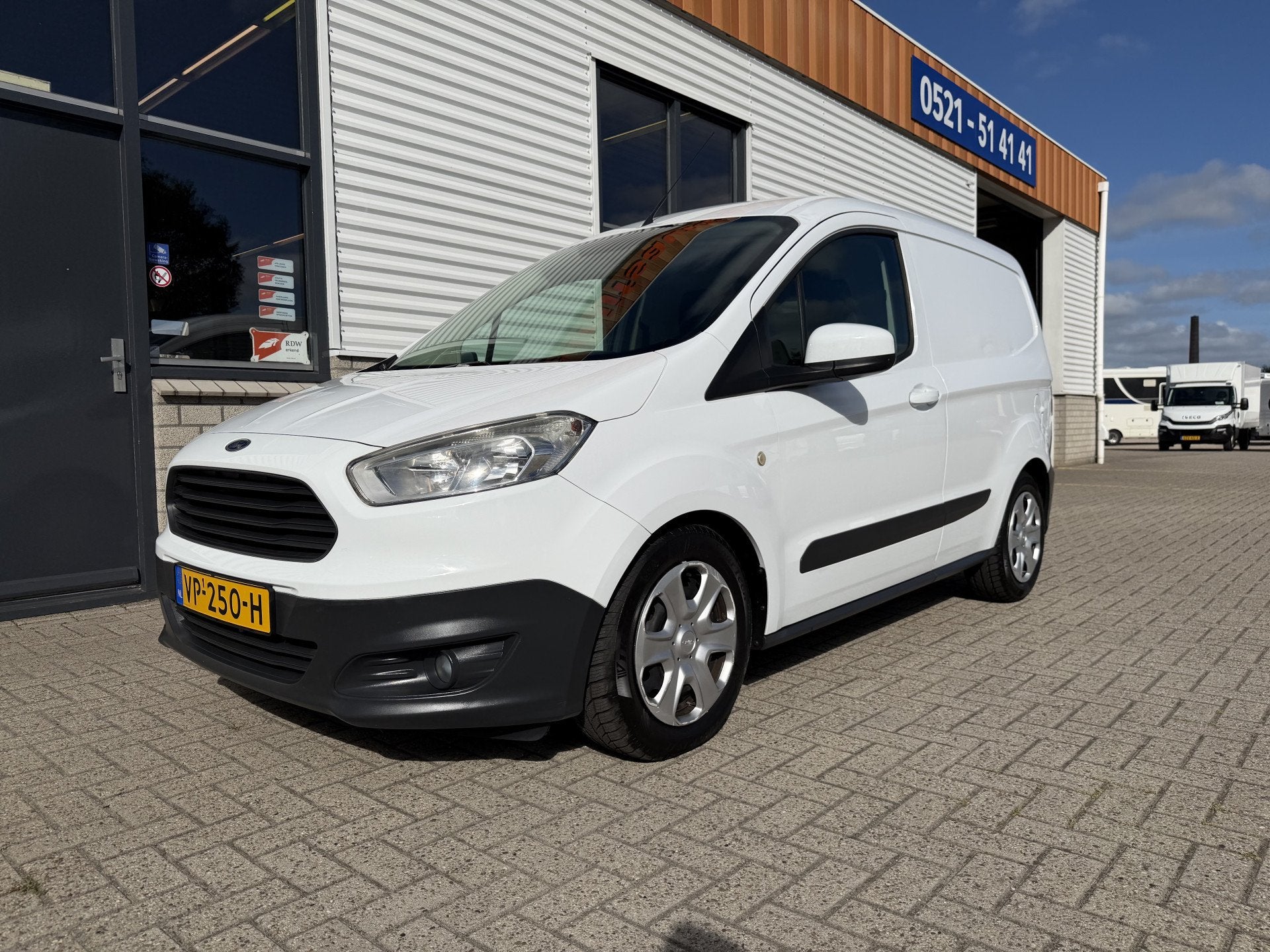 Ford Transit Courier 1.5 TDCI Trend / vaste prijs rijklaar, Auto's, Euro 5, Stof, Huisgarantie, 4 cilinders