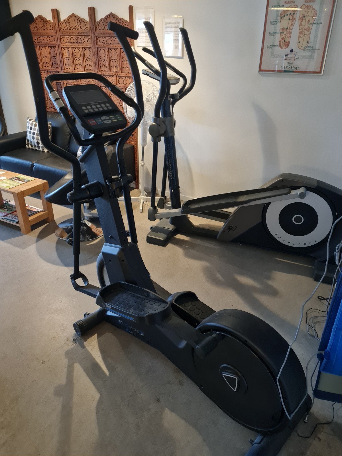 Crosstrainers complete set inclusief Better Belly - Zo goed, Ophalen, Benen, Zo goed als nieuw, Crosstrainer