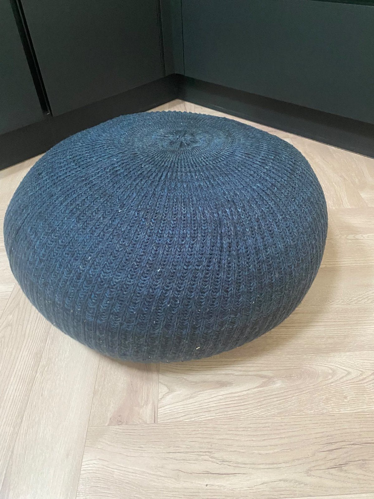 IKEA Sandared poef met blauwe gebreide hoes, 71 cm, Ophalen, Rond, 50 tot 75 cm