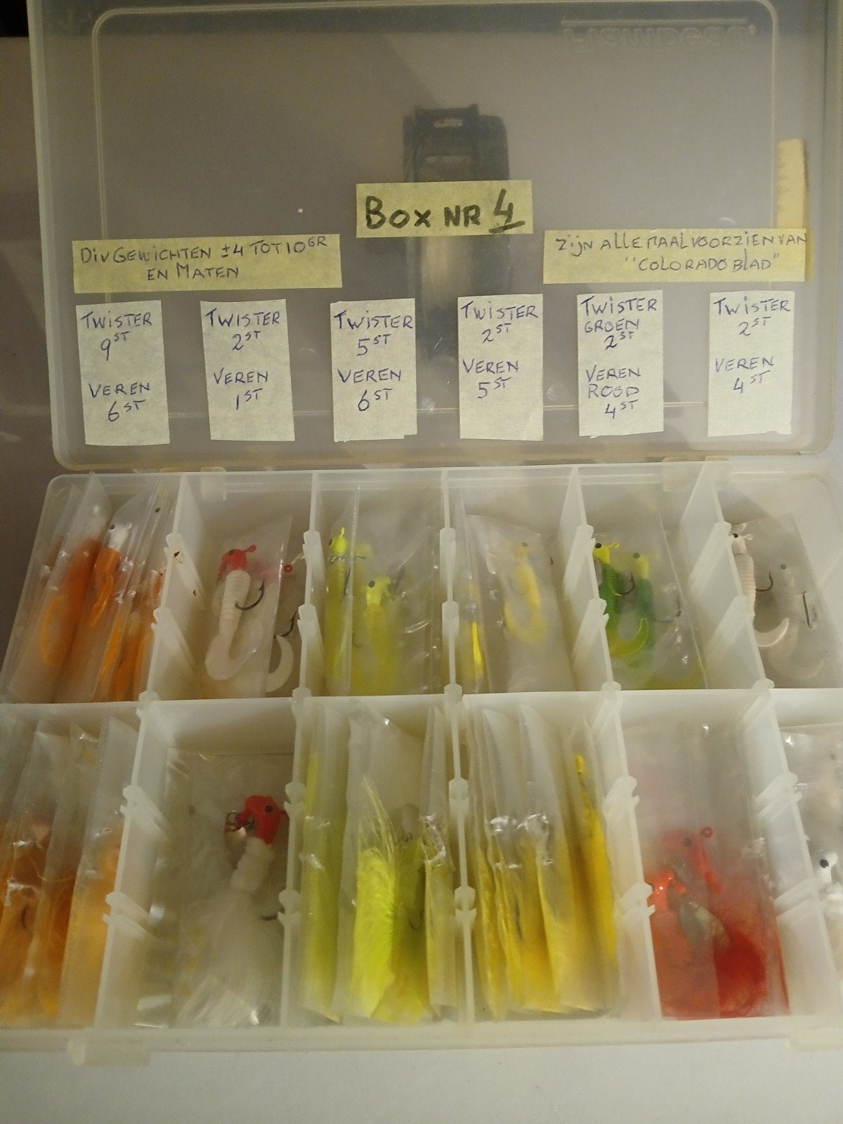 Box met kunstaas in div maten en kleuren., Ophalen, Nieuw