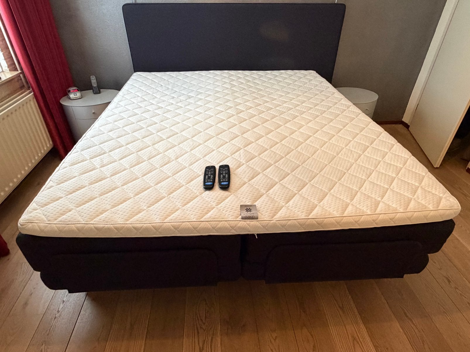 Luxe Jensen elektrische boxspring 180x210 – antraciet, Ophalen, Gebruikt, 210 cm, Tweepersoons
