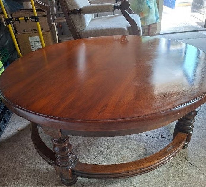 salon tafel antiek kersenhout, Ophalen