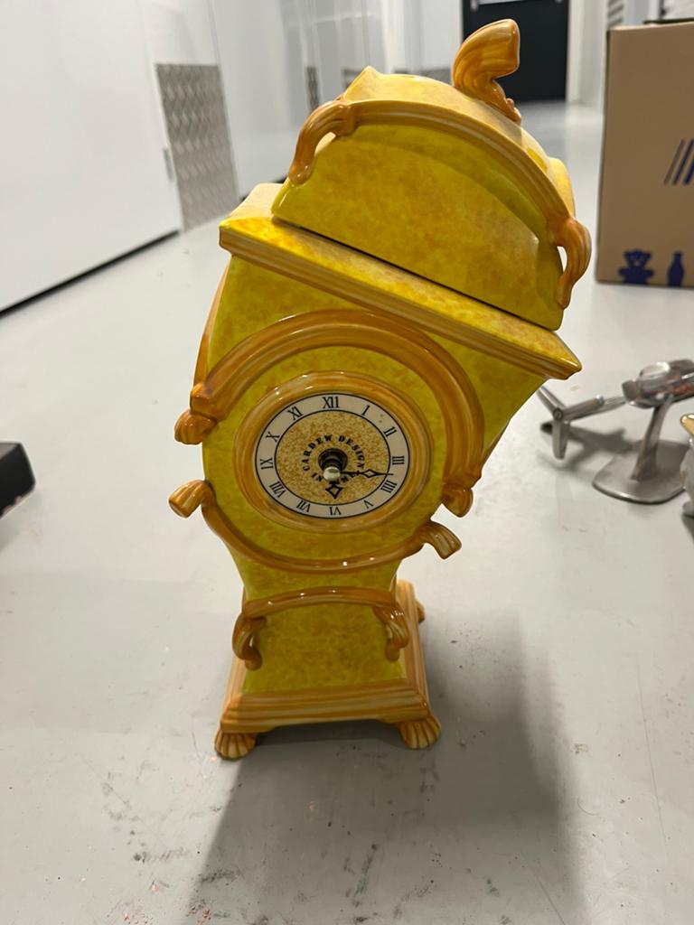 “Design In Time" Crooked Mantle Clock, Ophalen
