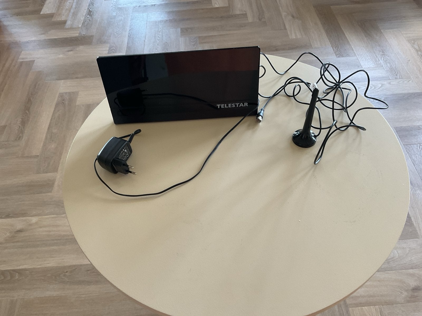 Telestar Antenne met Toebehoren - Zo goed als nieuw, Ophalen of Verzenden, Zo goed als nieuw, Antenne