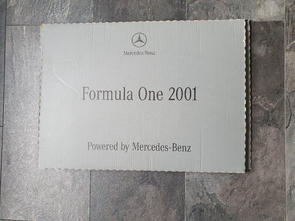 6 Kalenders Mercedes Benz 2001-2002-2003-2004, Ophalen, Maandkalender, Zo goed als nieuw