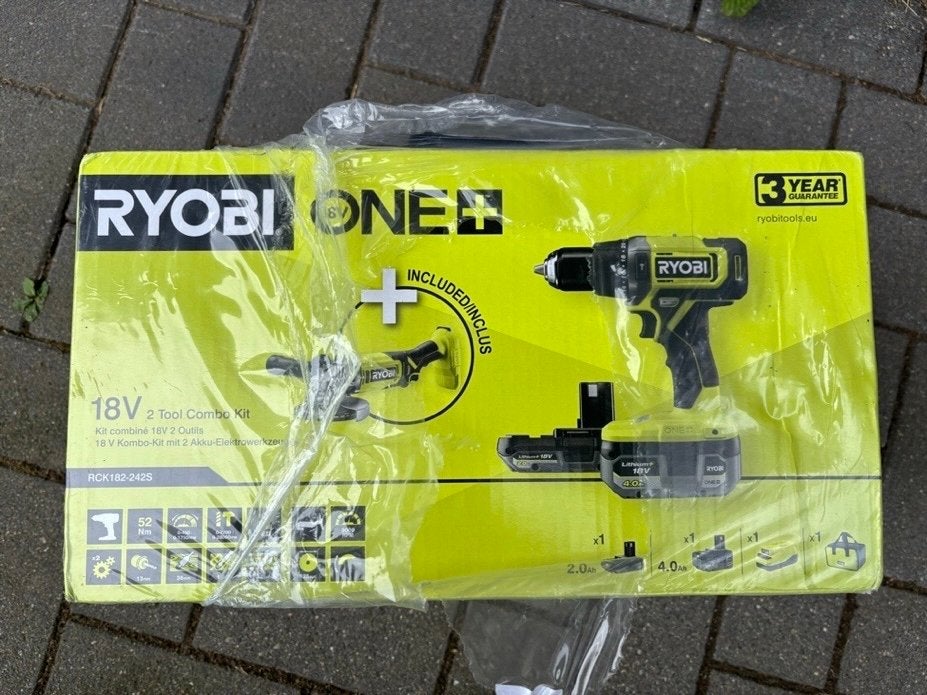 RYOBI ONE+ 18V Comboset: Klopboormachine + Haakse Slijper, Doe-het-zelf en Verbouw, Techtronic Industries EMEA Limited, 600 watt of meer