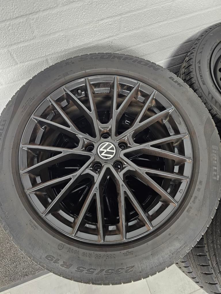 19 inch velgen breedset zomerbanden voor Volkswagen ID.4, Auto-onderdelen, Banden en Velgen, Ophalen