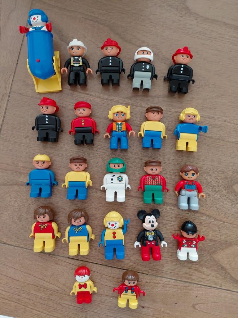 Duplo poppetjes, Kinderen en Baby's, Speelgoed | Duplo en Lego, Ophalen of Verzenden, Zo goed als nieuw, Duplo