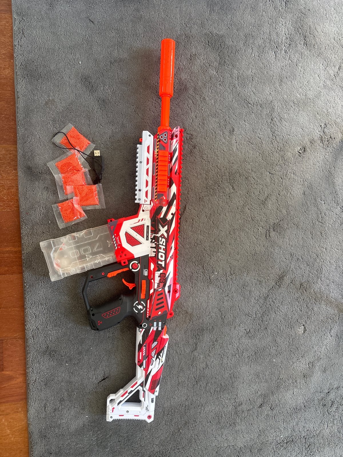 X-Shot Hyper Gel Blaster met oplader en Orbeez, Ophalen of Verzenden, Zo goed als nieuw