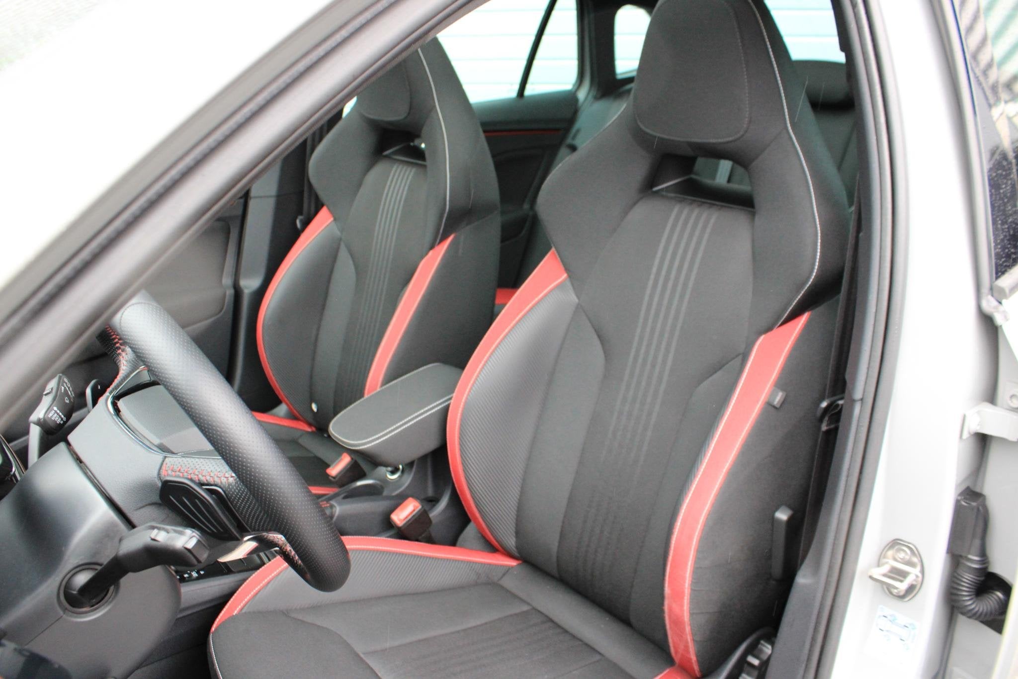 Skoda Scala 1.0 TSI Monte Carlo Pano | LED | Nardo | Virtual, Dealer onderhouden, Scala, Gebruikt, Euro 6