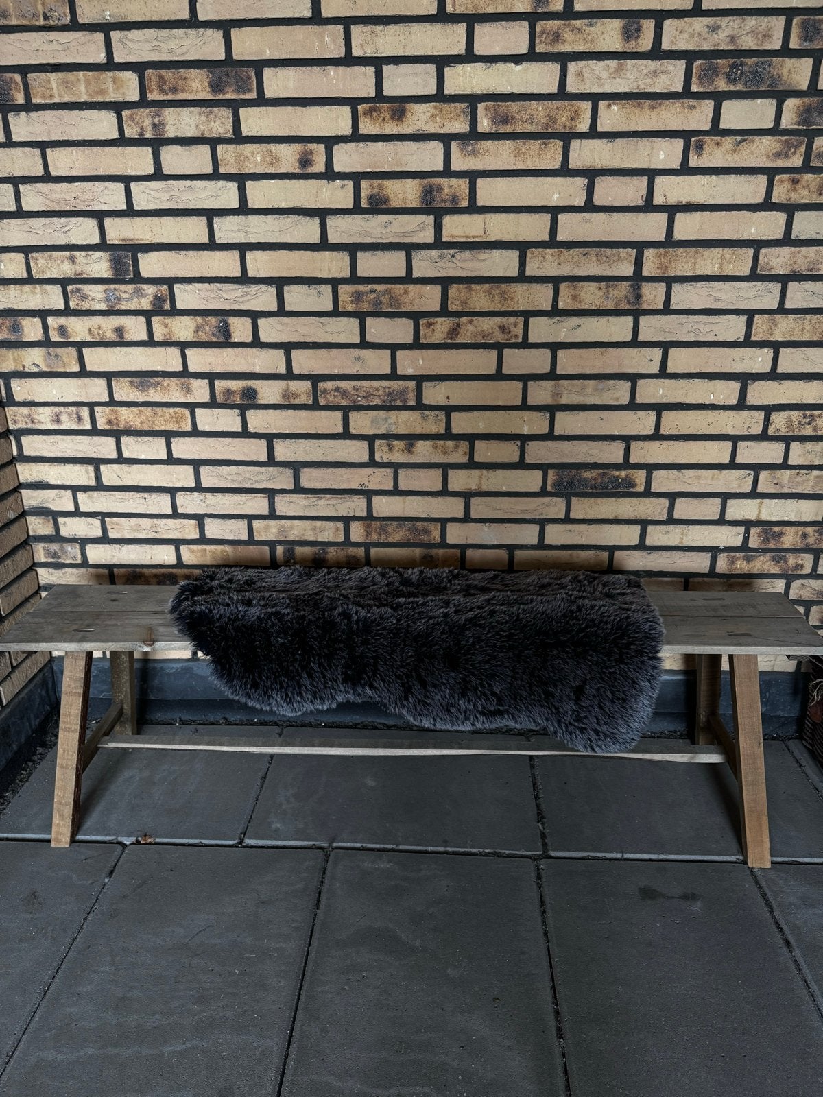 Houten decoratie bankje met vacht kleedje, Ophalen, Gebruikt, Hout