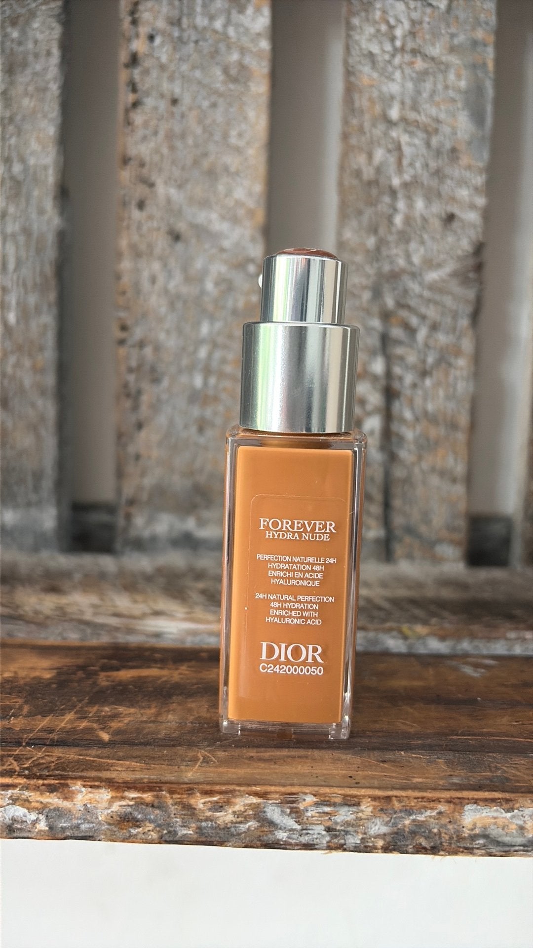 Dior Forever Hydra Nude Foundation 5N, Ophalen of Verzenden, Nieuw, Beige, Gehele gezicht