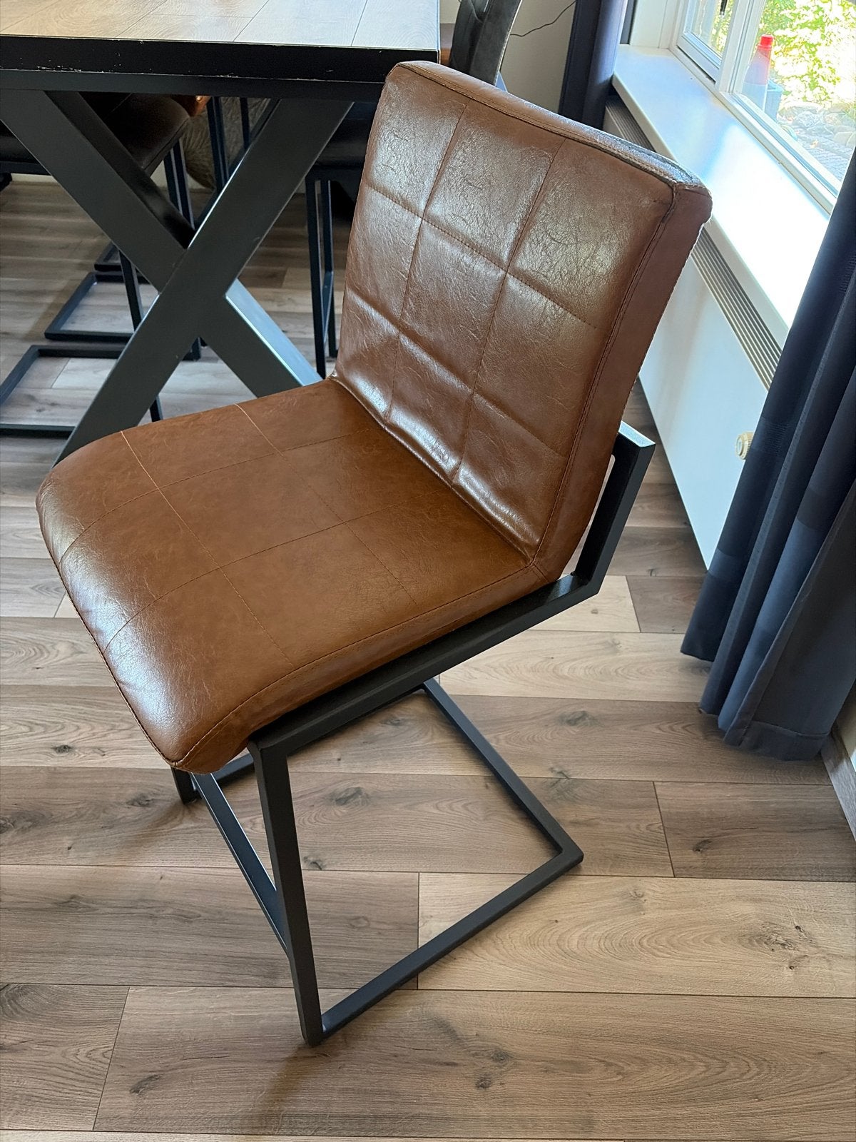 6x barkrukken: 3x antraciet, 3x cognac, zithoogte 78 cm, Ophalen, Met voetsteun, 60 tot 90 cm, Leer