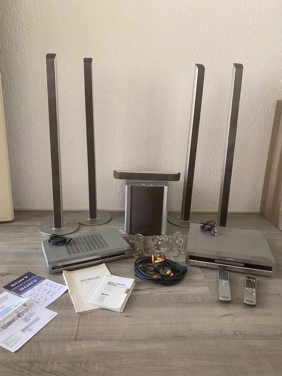 Sony 5.1 dolby surround home theater cinemaset, Ophalen, 70 watt of meer, Zo goed als nieuw, 5.1-systeem