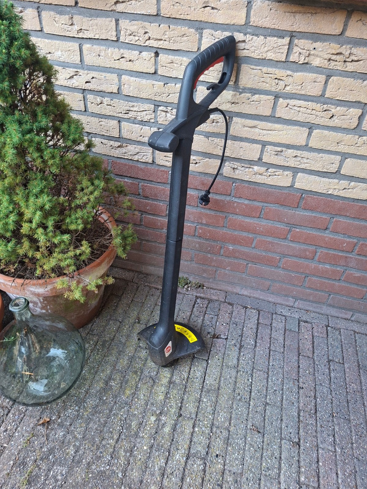 Elektrische grastrimmer - OK merk, Gebruikt, Ophalen of Verzenden, OK, 10 tot 30 cm