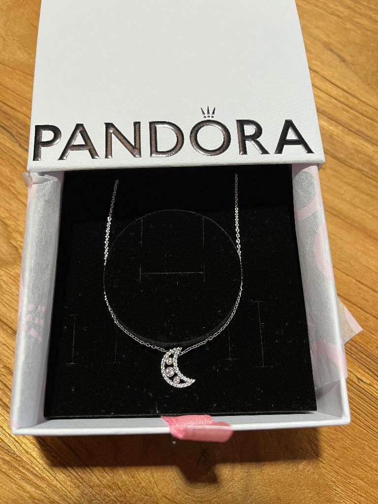 Schitterende Pandora ketting voor moederdag., Nieuw, Ophalen of Verzenden, Met edelsteen, Zilver