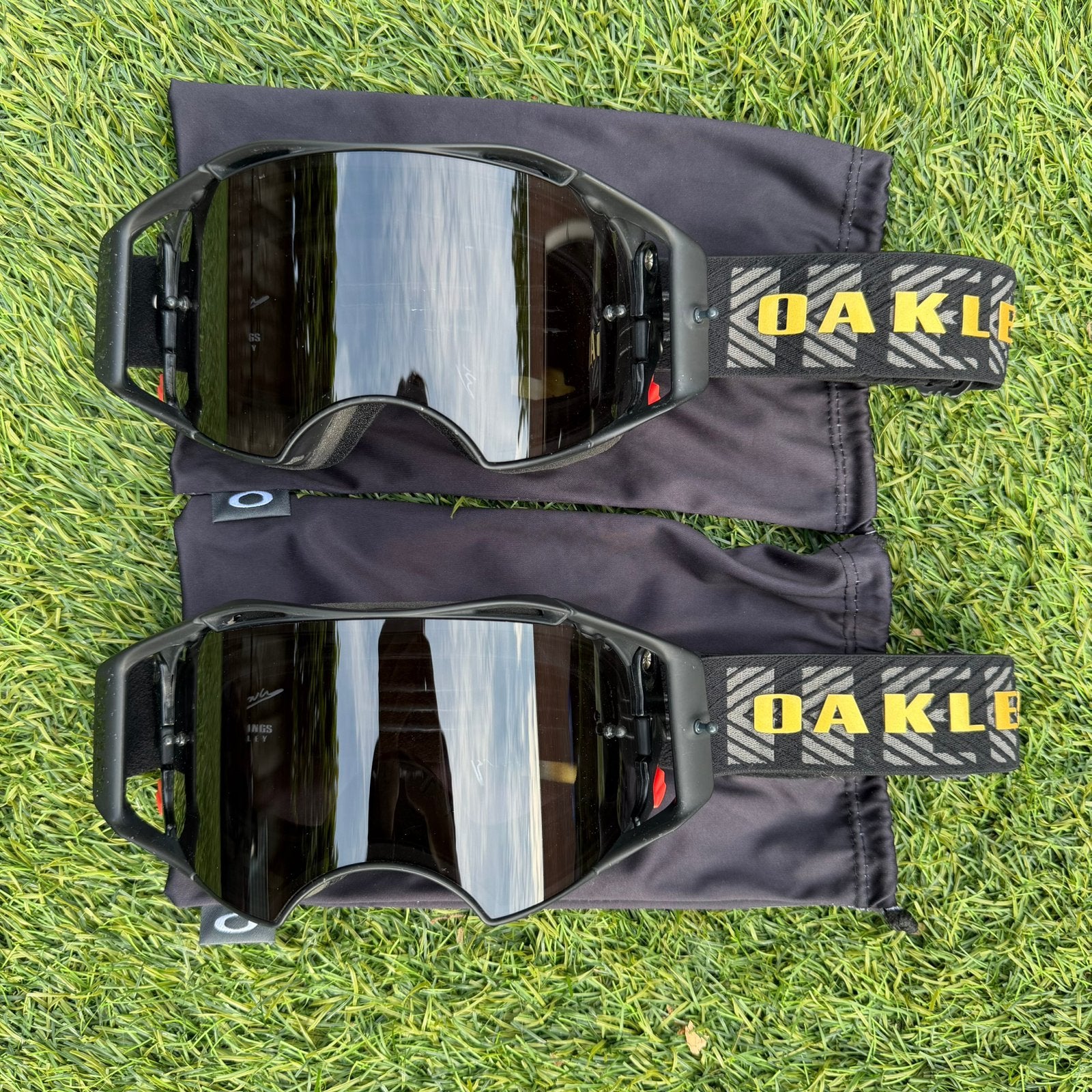 Nette Oakley Airbrake Herlings met Black lens, Ophalen of Verzenden, Tweedehands, Kinderen, Motorcrosskleding