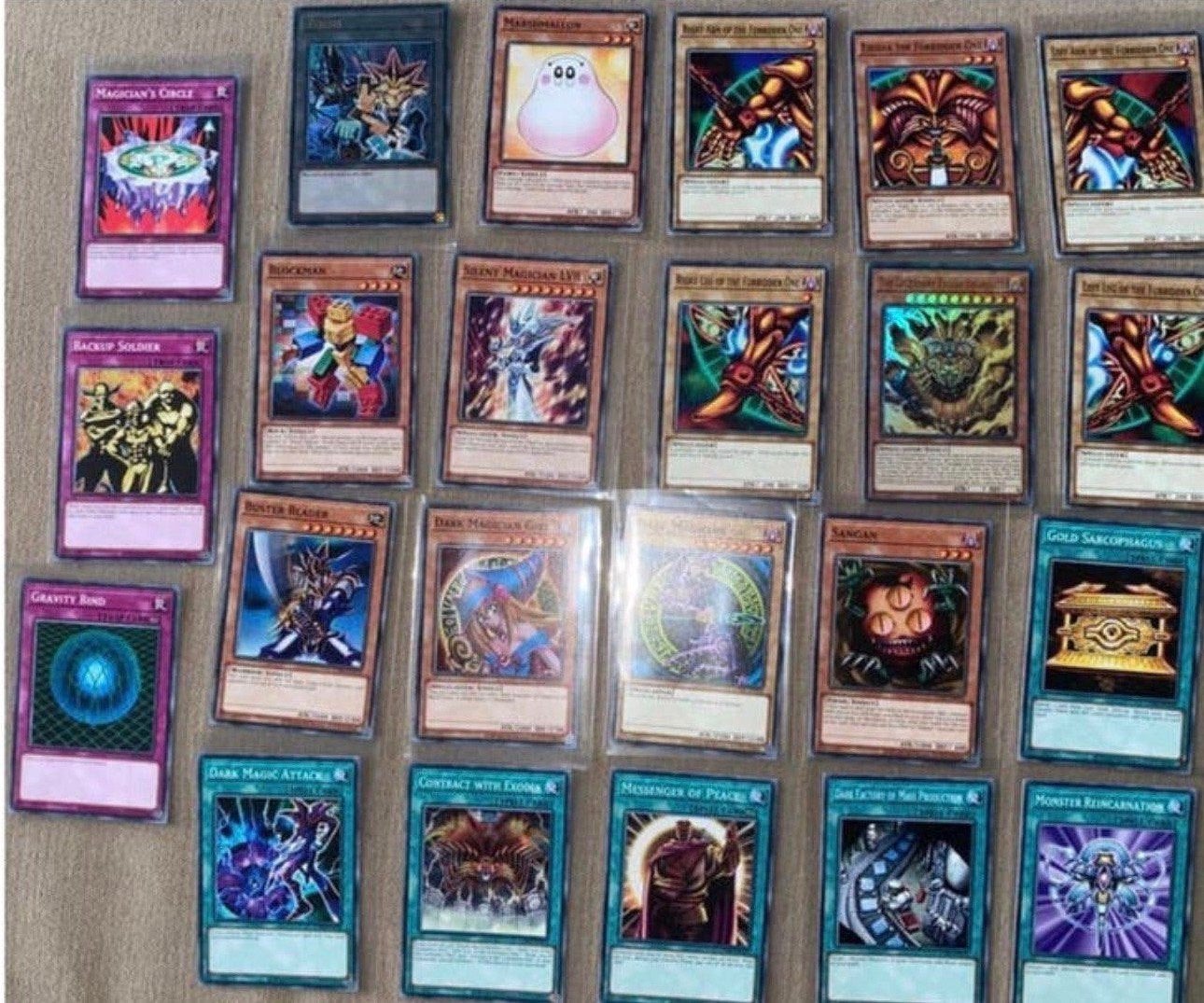 Yu-Gi-Oh! Yugi Legendary Exodia Deck + Egyptian God Card Set, Ophalen of Verzenden, Zo goed als nieuw, Meerdere kaarten, Foil