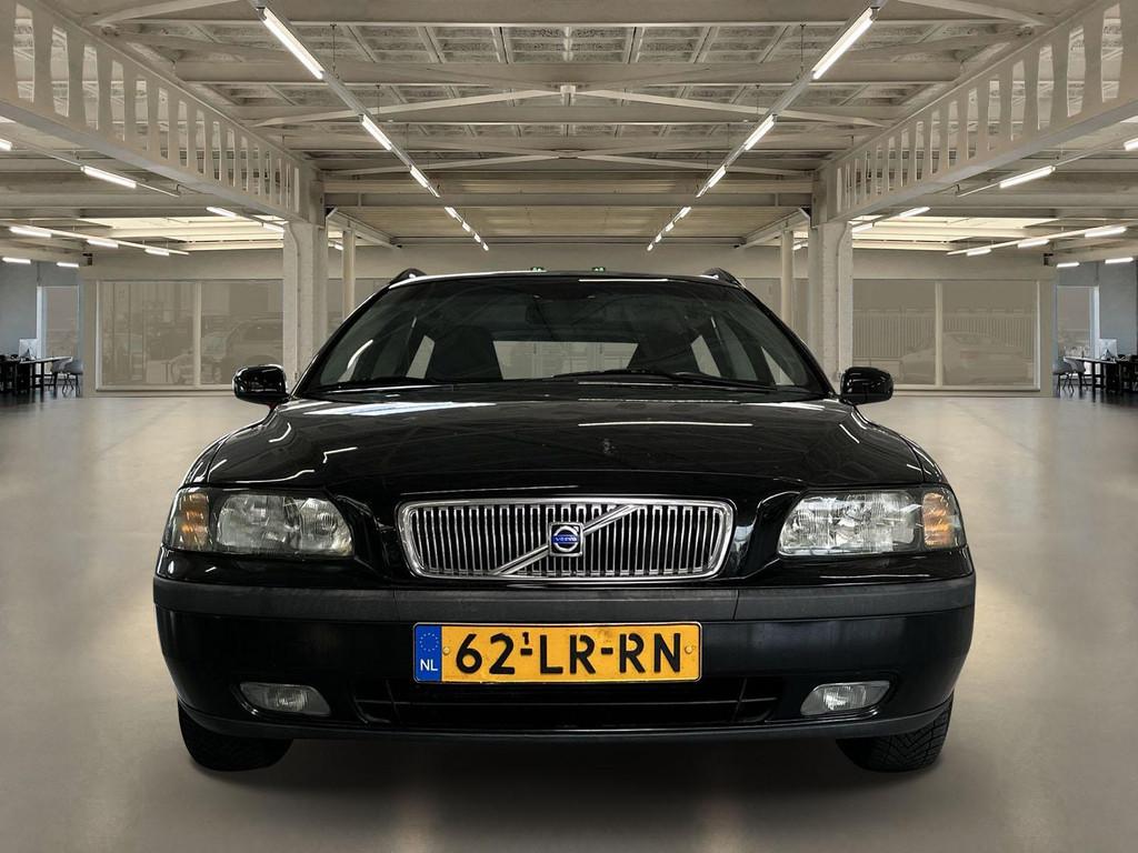 Volvo V70 2.4 nieuwe apk +garantie.., Voorwielaandrijving, Stof, Elektrische ramen, Zwart