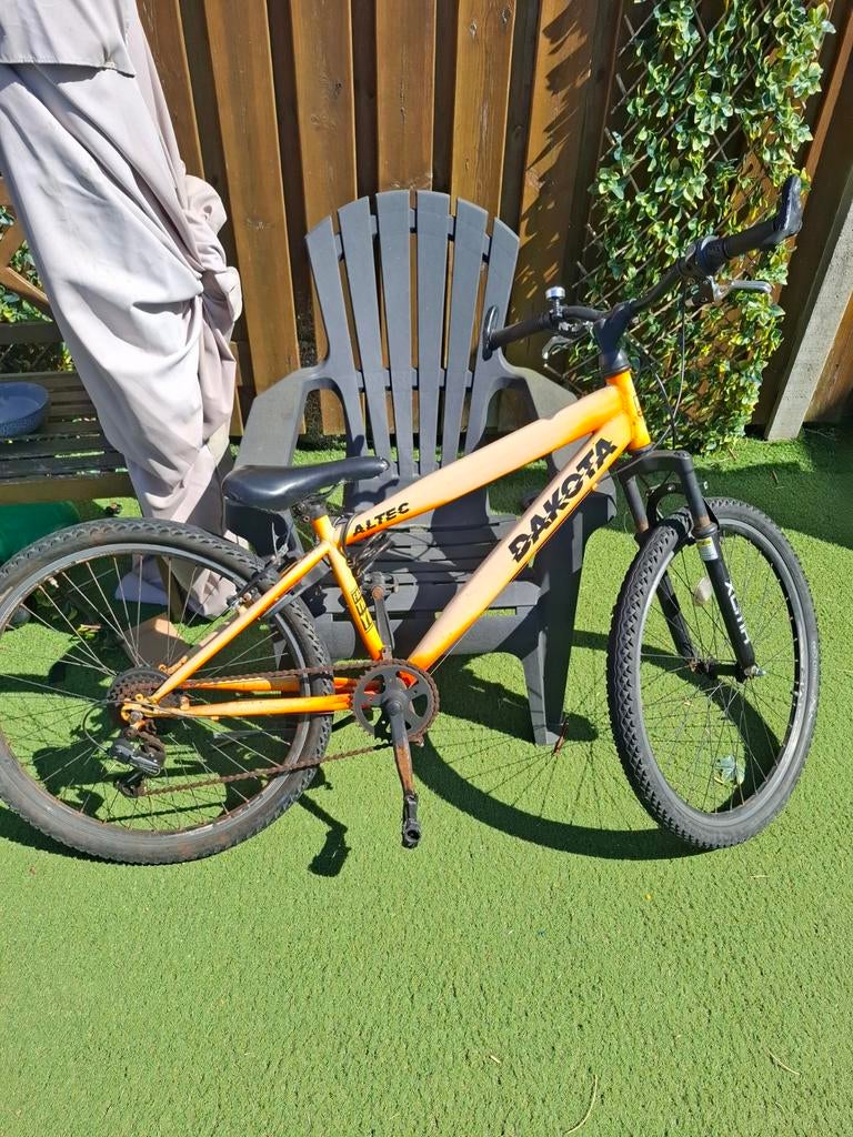 Stoere jongensfiets - Dakota Altec - Remmen nakijken, Fietsen en Brommers, Fietsen | Jongens, Velgrem, Versnellingen, Ophalen of Verzenden