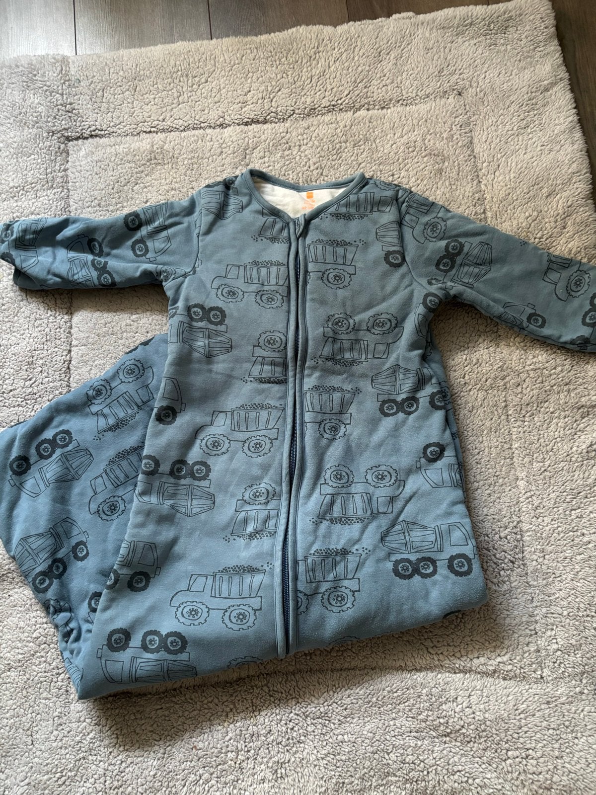 Hema winter Slaapzak vrachtwagens - 86/104, Kinderen en Baby's, Dekens, Slaapzakjes en Inbakerproducten, Gebruikt, 104 cm, Ophalen of Verzenden