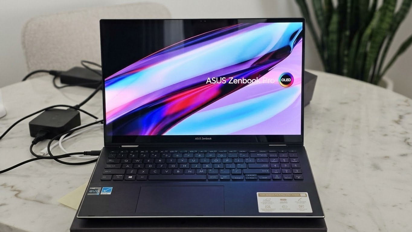 ASUS Zenbook Pro 15 Flip OLED (UP6502ZD) - Krachtige 2-in-1, ASUS, Met touchscreen, Ophalen of Verzenden, Zo goed als nieuw