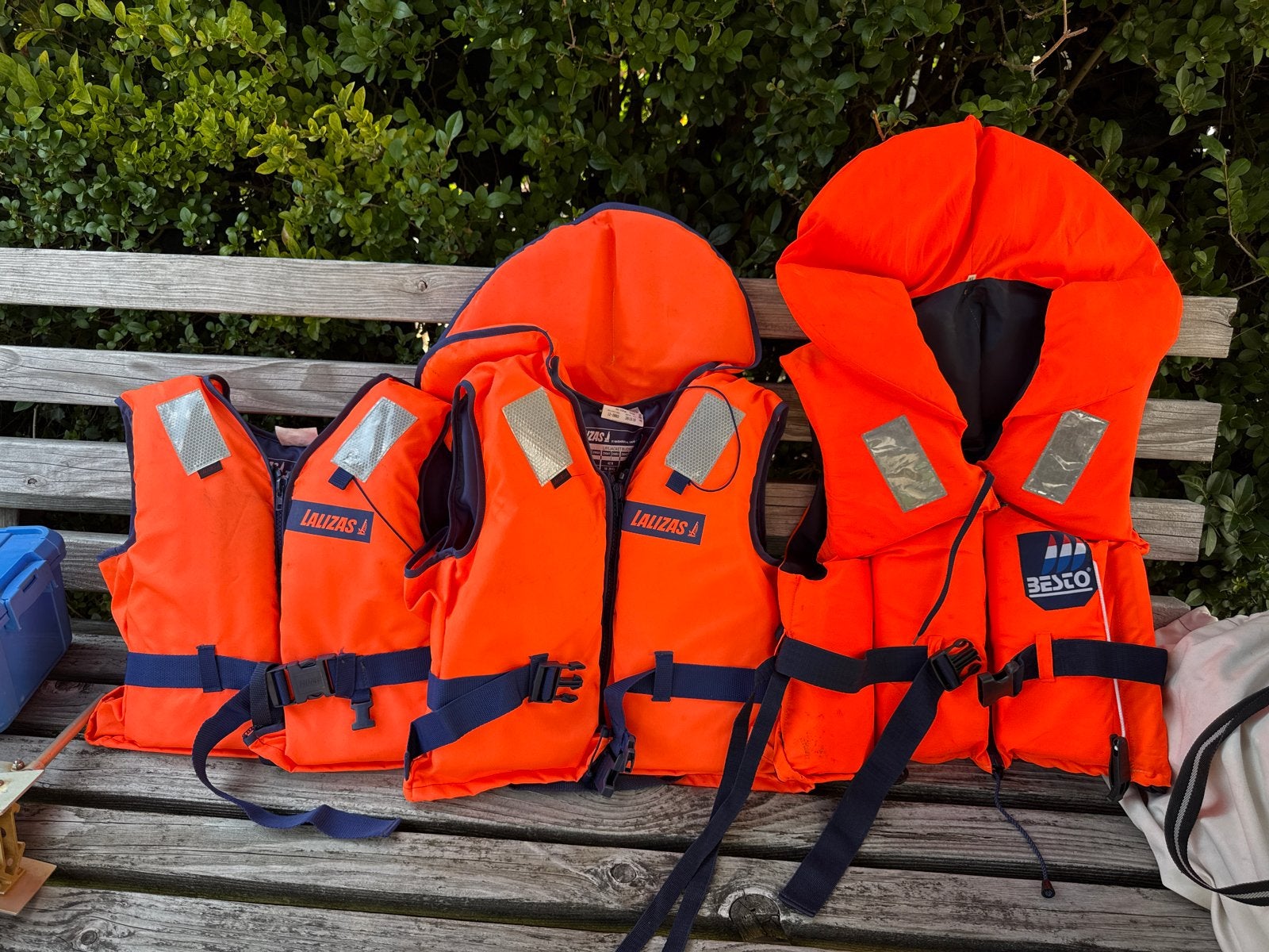 3 zwemvesten / reddingsvesten - 2x 50-70 kg, 1x 70+ kg, Watersport en Boten, Ophalen, Zo goed als nieuw, Overige typen