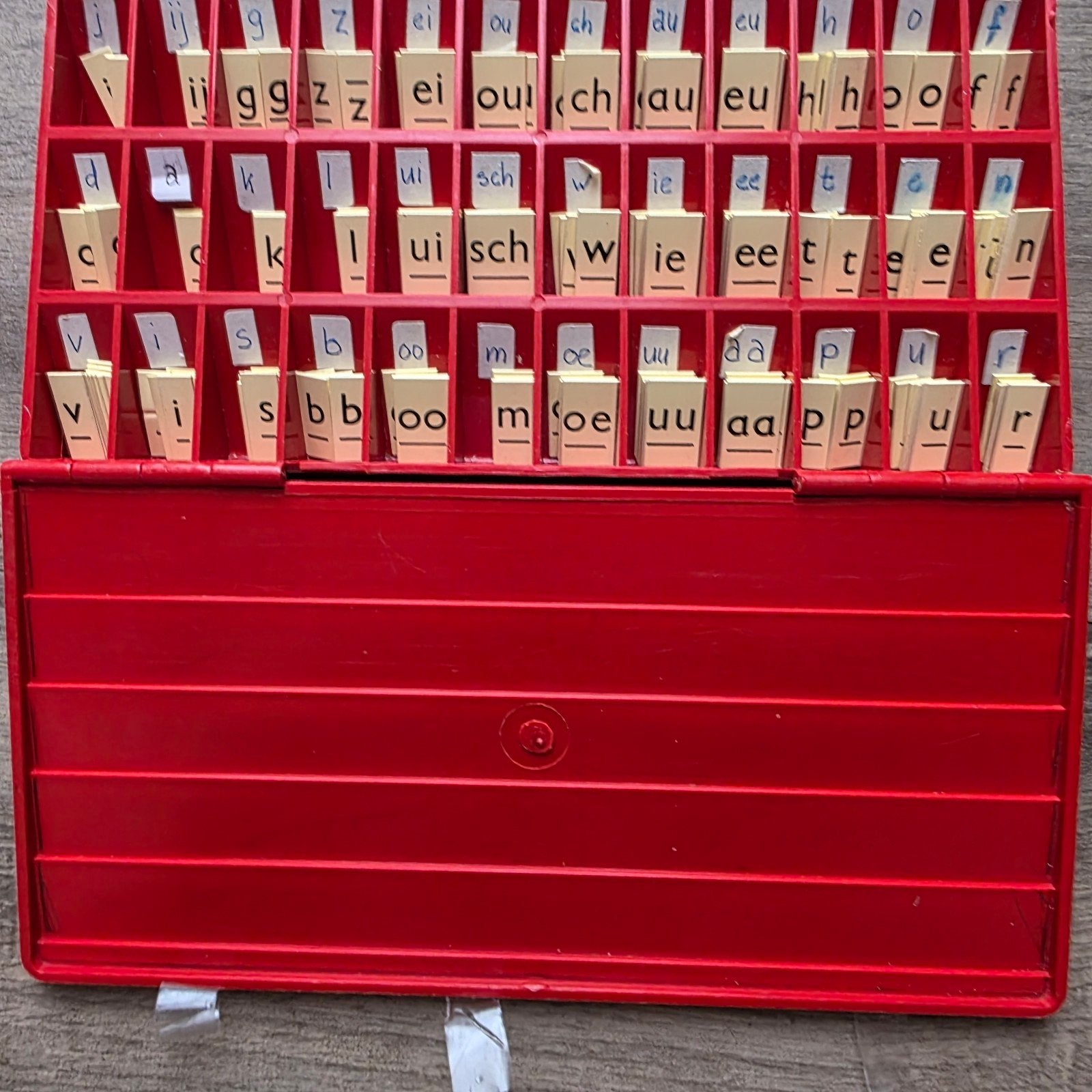 Vintage letterdoos - compleet met alle letters, Ophalen of Verzenden, Gebruikt