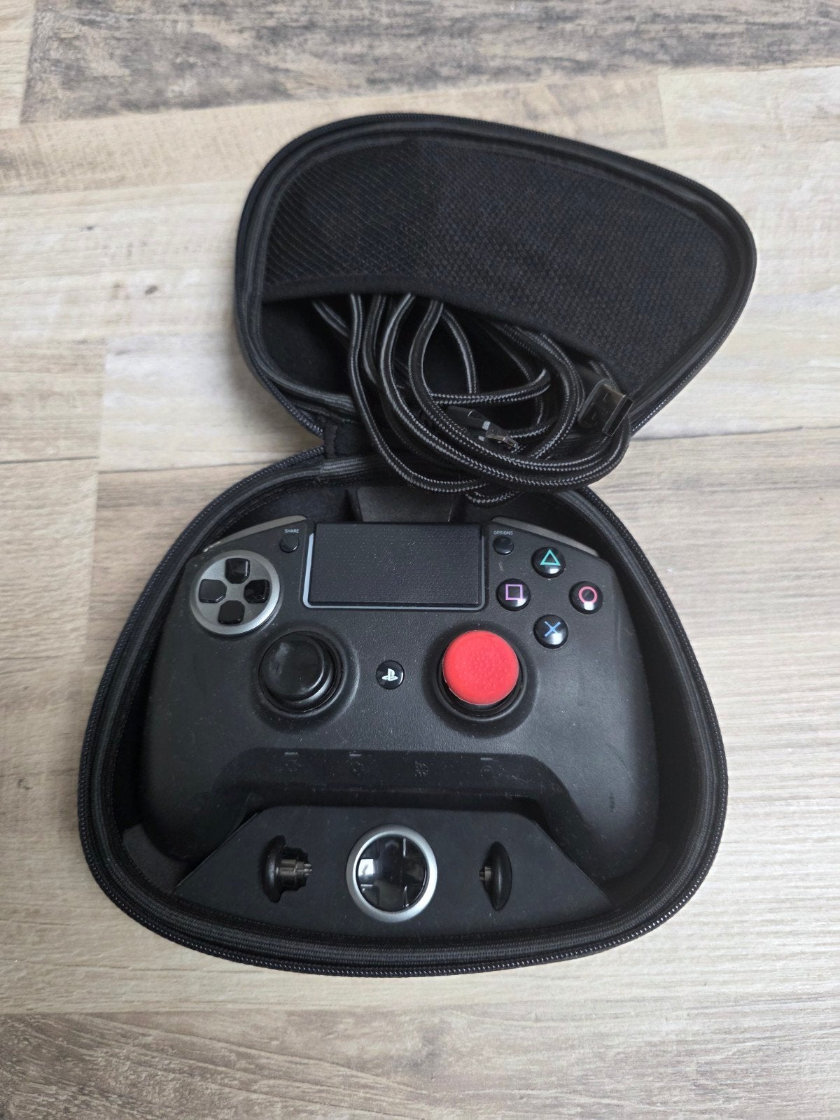Professionele controller voor PS4 / PC inclusief etui en all, Ophalen