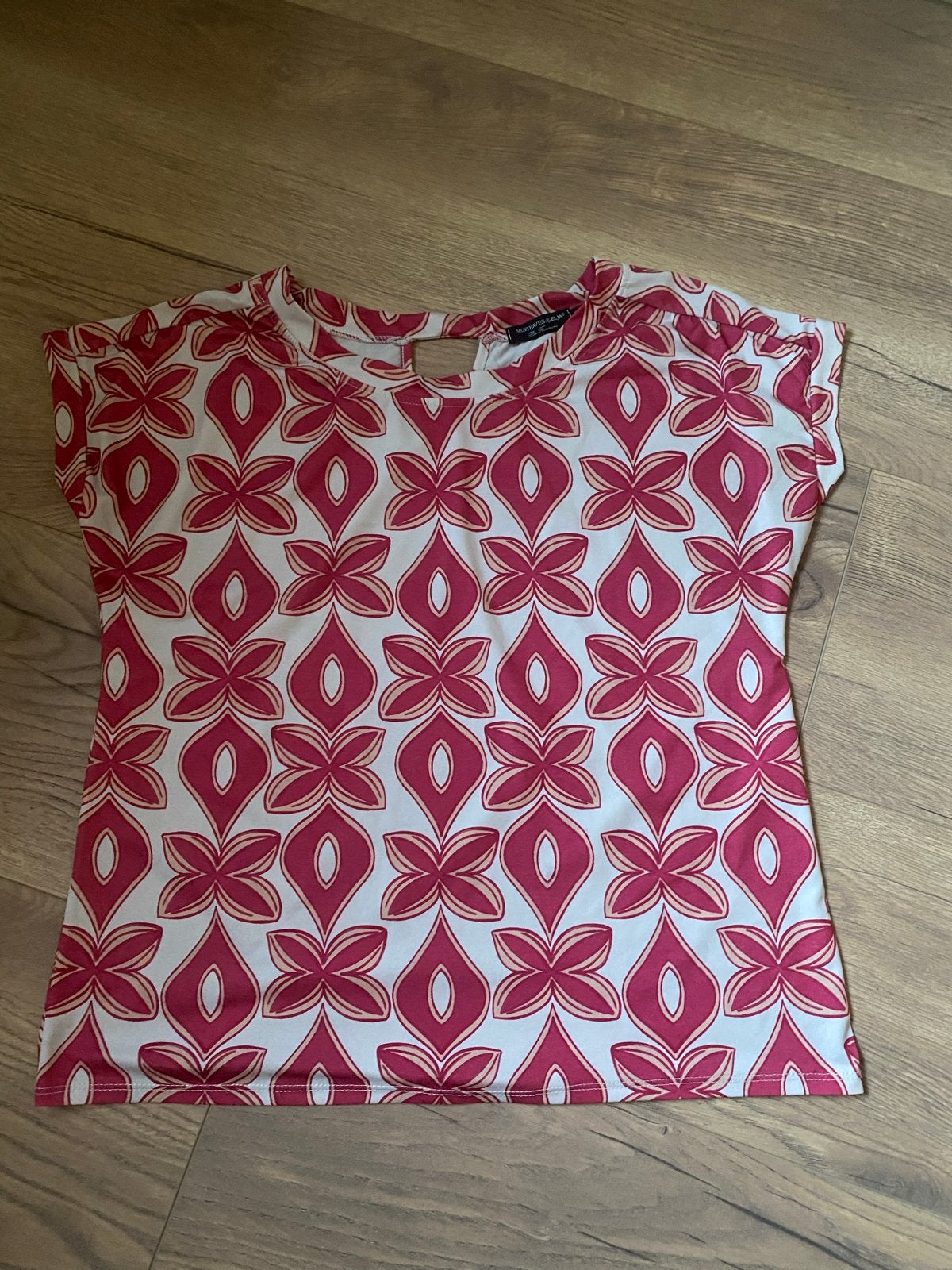 Vrolijk t-shirt S/M van Musthaves by Elja, Kleding | Dames, Maat 38/40 (M), Meerkleurig, Ophalen of Verzenden, Zo goed als nieuw