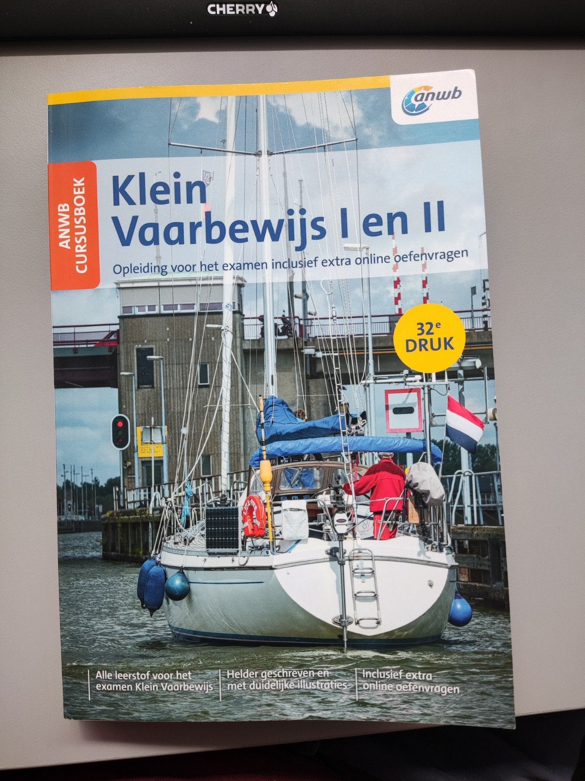 ANWB Klein Vaarbewijs I en II - 32e Druk, Ophalen of Verzenden, Zo goed als nieuw, Overige niveaus, ANWB