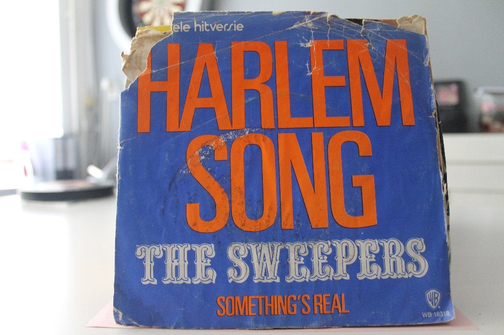 7" Single The Sweepers - Harlem Song / Something's Real, Cd's en Dvd's, Gebruikt, 7 inch, Ophalen of Verzenden, Pop