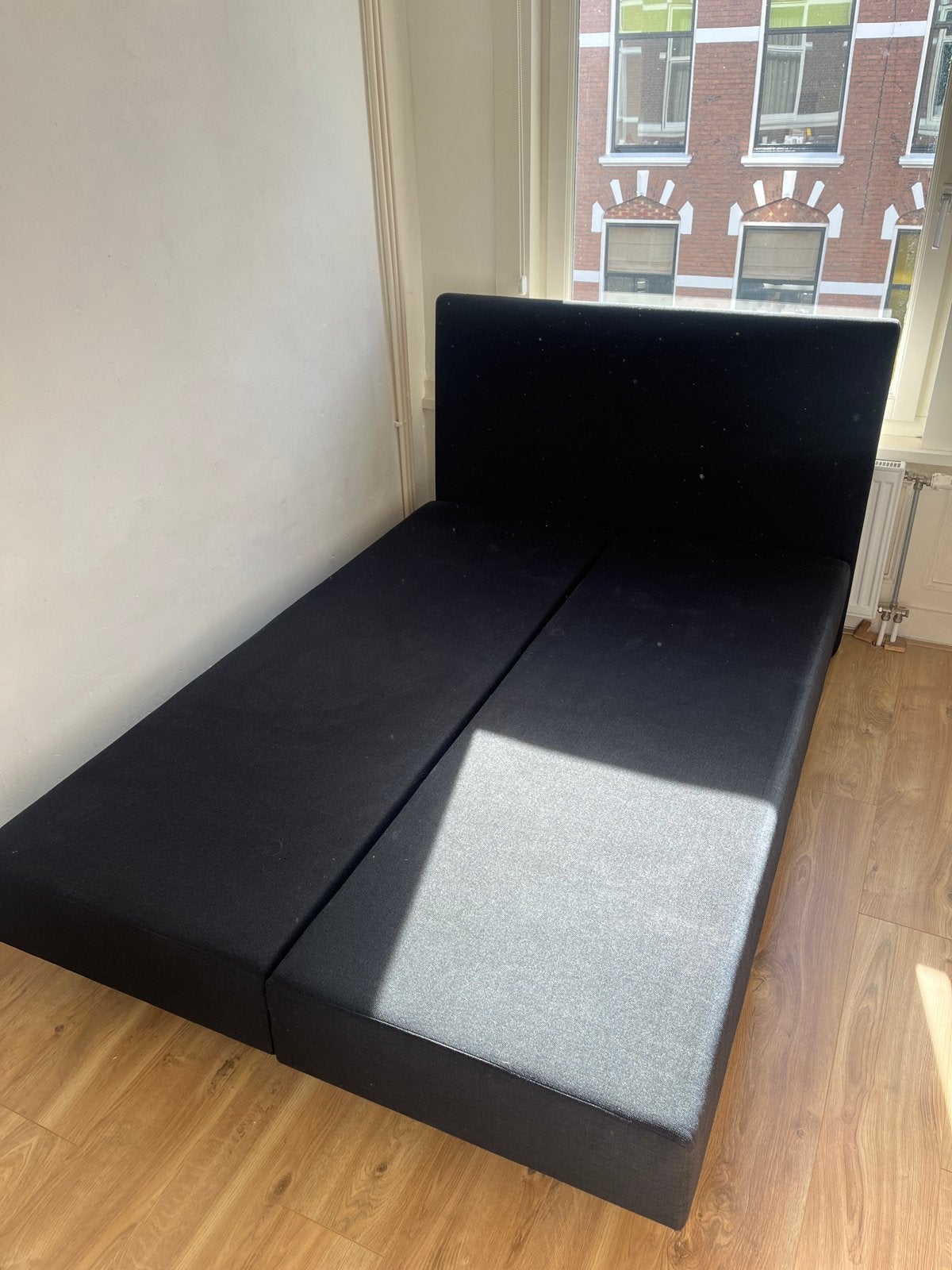 (Enkel onderstel) Twee p. boxspring met hoofdbord - Zwart, Ophalen, Gebruikt, Zwart, Tweepersoons