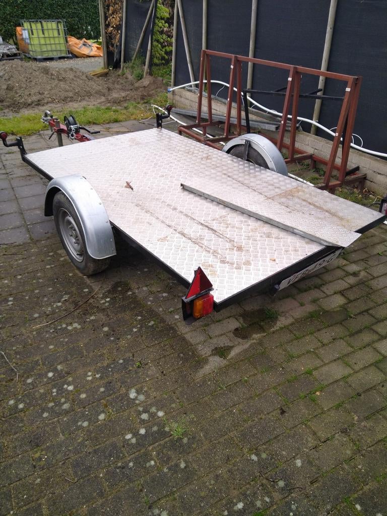 Motor aanhangwagen - Kantelbaar met nieuwe kabelboom, Ophalen