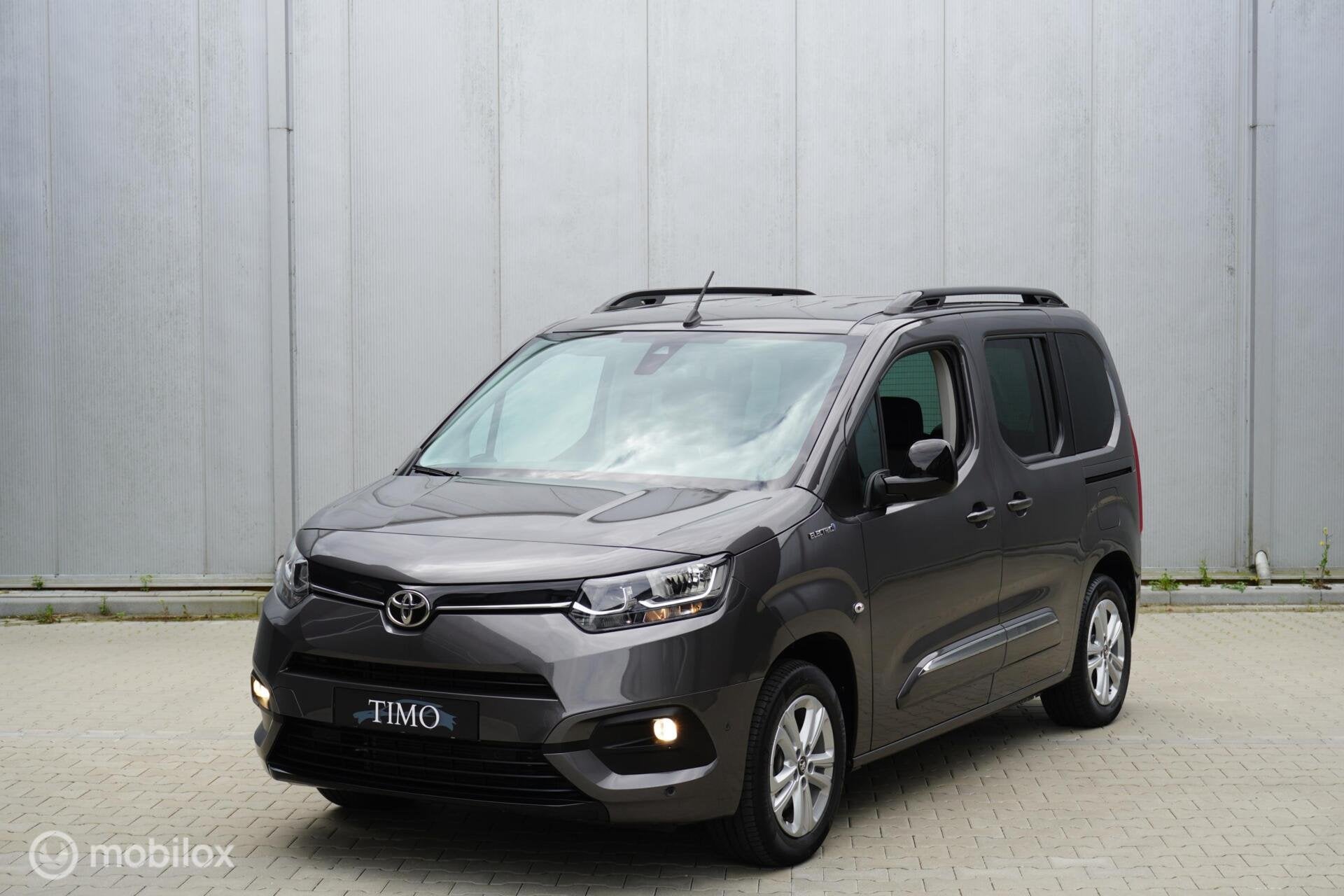 Toyota PROACE CITY Verso Electric 2023 19.117 KM!, Automaat, Dealer onderhouden, 136 pk, Gebruikt