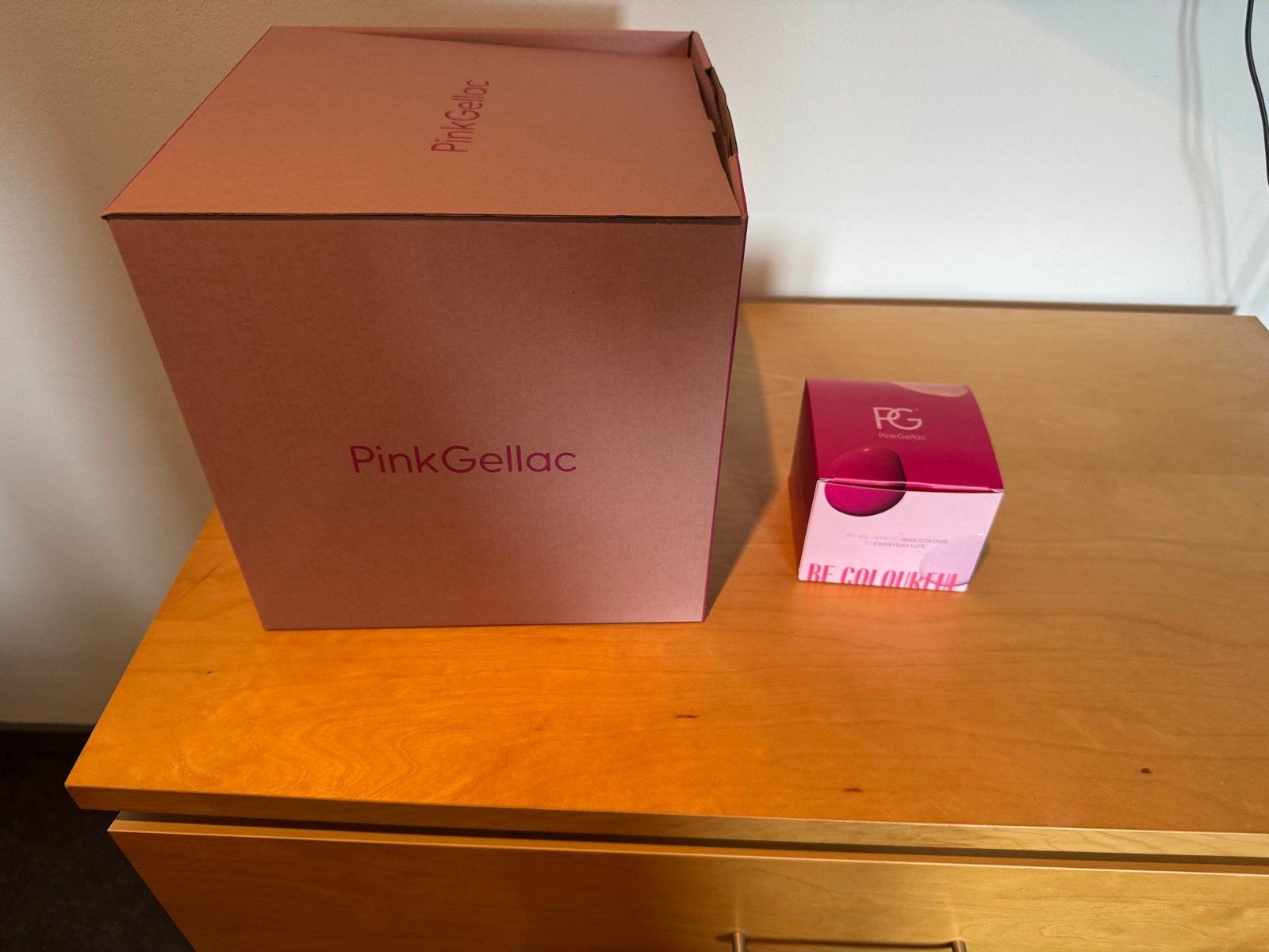 Pink Gellac Startpakket met Lamp en Diverse Nagellakken, Nieuw, Ophalen of Verzenden, Handen en Nagels, Make-up