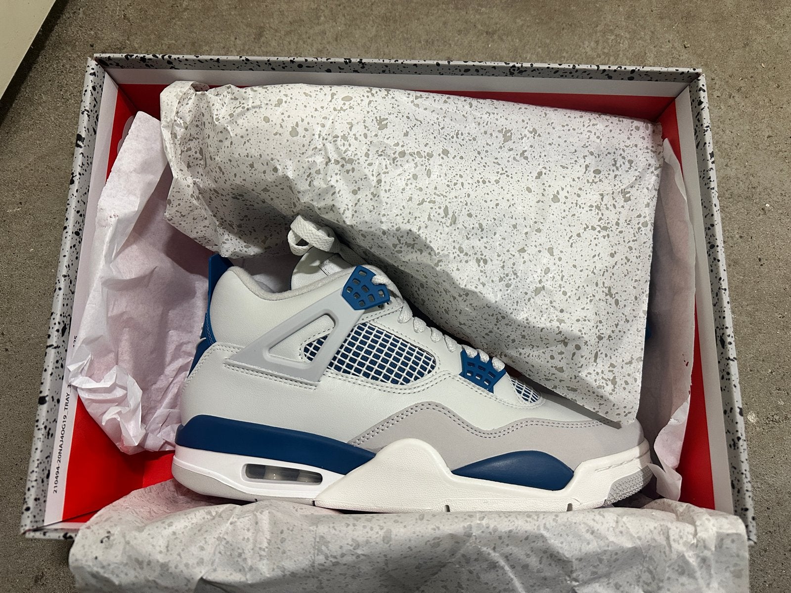 Nike Air Jordan 4 Retro Military Blue - Maat 43, Ophalen of Verzenden, Nieuw, Blauw, Sneakers of Gympen