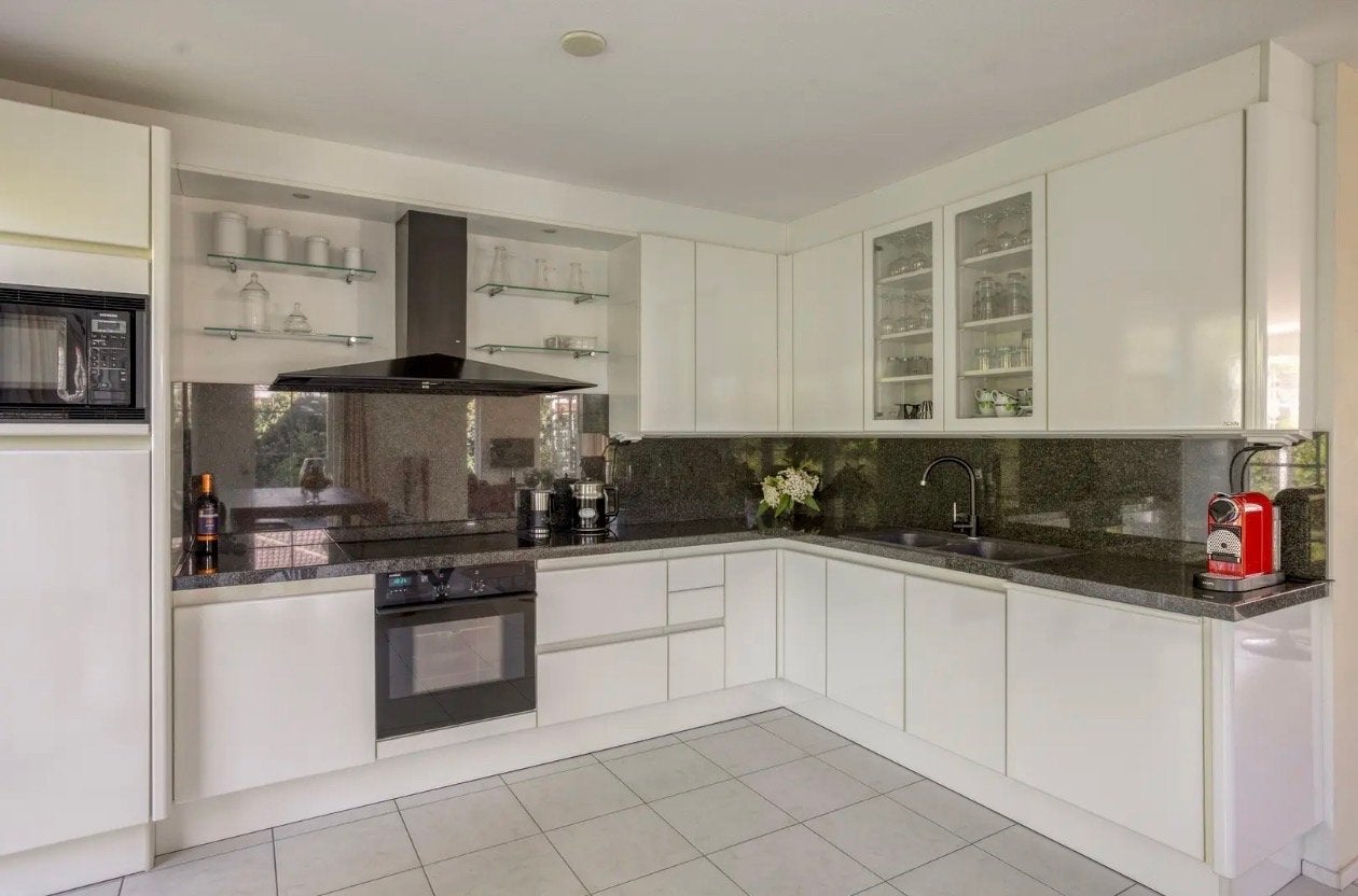 Siematic keuken met Siemens, Atag en Whirlpool apparatuur, Ophalen, Gebruikt, Overige materialen, Wit