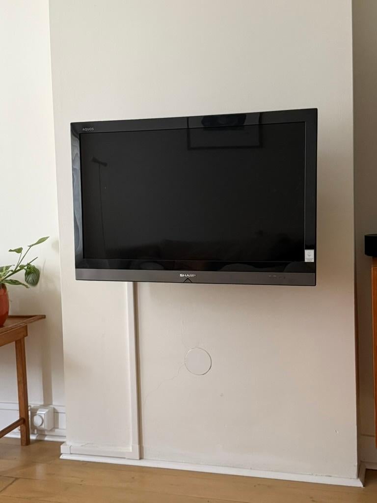 Sharp AQUOS TV (32 inch/81 cm) - met afstandsbediening, Ophalen, 50 Hz, LCD, 80 tot 100 cm