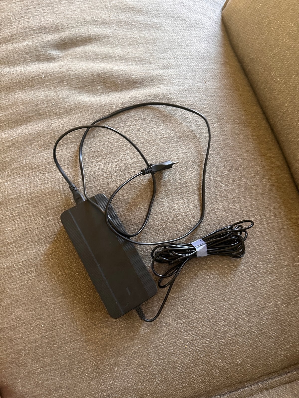 Oplader voor Qwic RD11 E-bike - 42.0V 4.0A Li-ion, Ophalen of Verzenden, Gebruikt