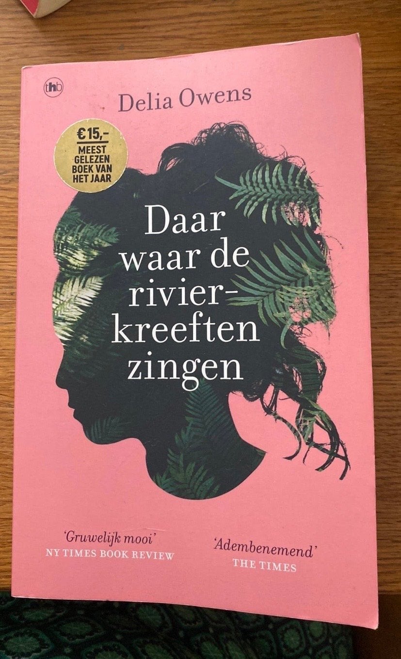 Waar de rivierkreeften zingen - Delia Owens, Ophalen of Verzenden, Zo goed als nieuw, Nederland