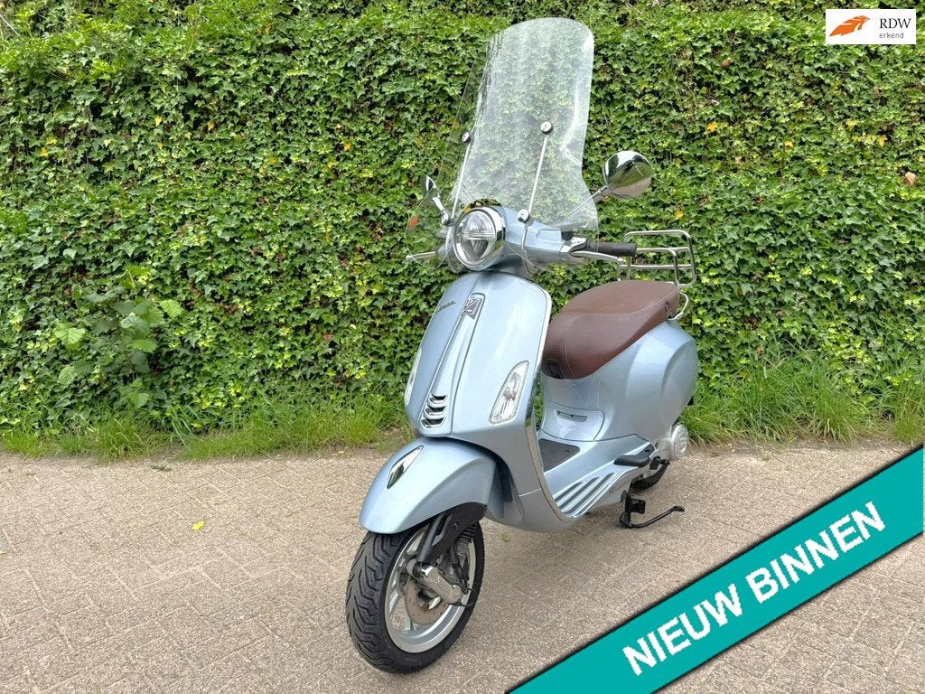 Vespa Primavera Grigio Delicato EURO5 Scooter BETAAL met in3, Fietsen en Brommers, Scooters | Vespa, Overige modellen, V
v  v, NL