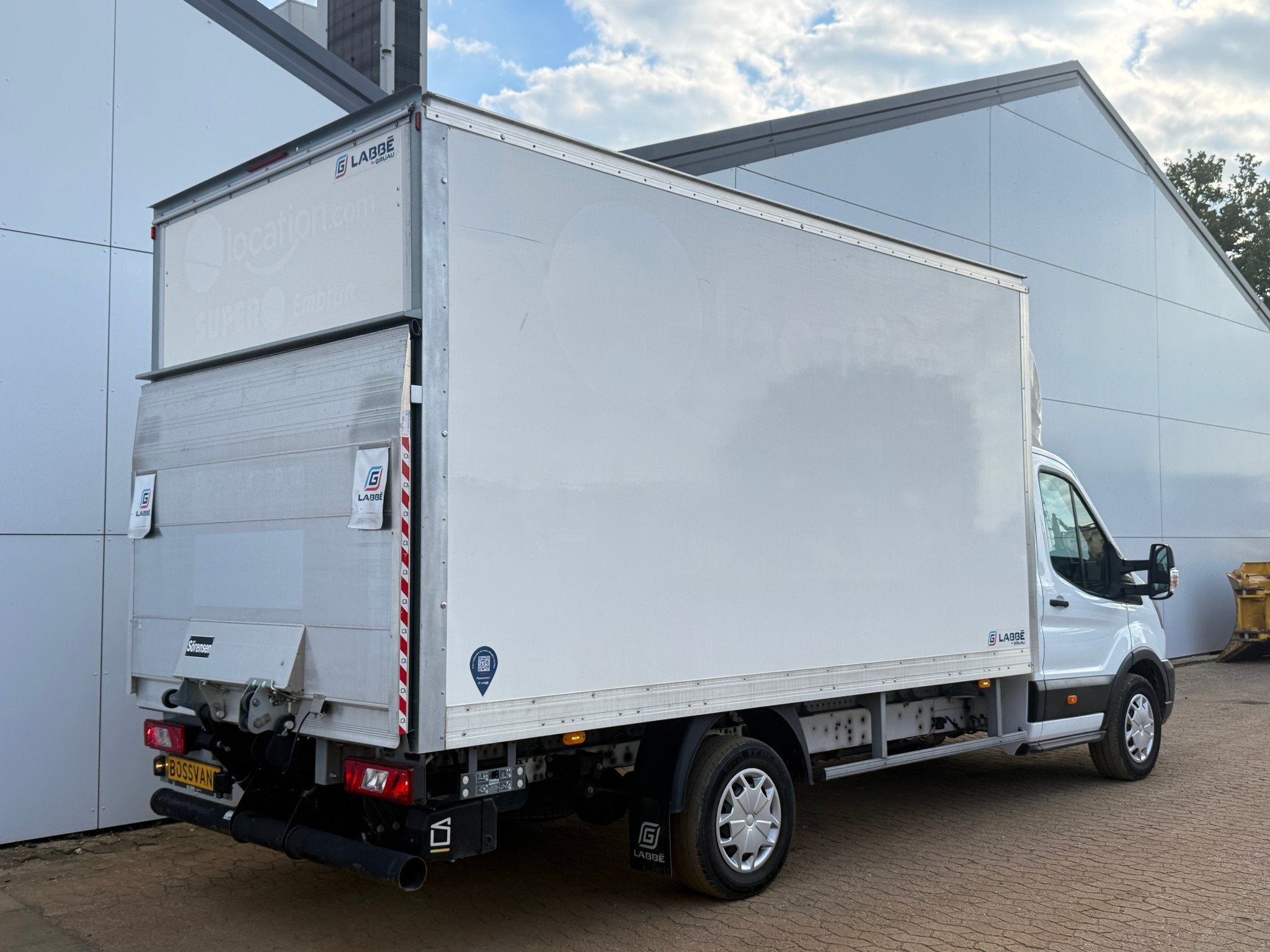 Ford Transit Transit 2.0 TDCI 130PK (bj 2024), Auto's, Achterwielaandrijving, Euro 6, 4 cilinders, 2000 kg