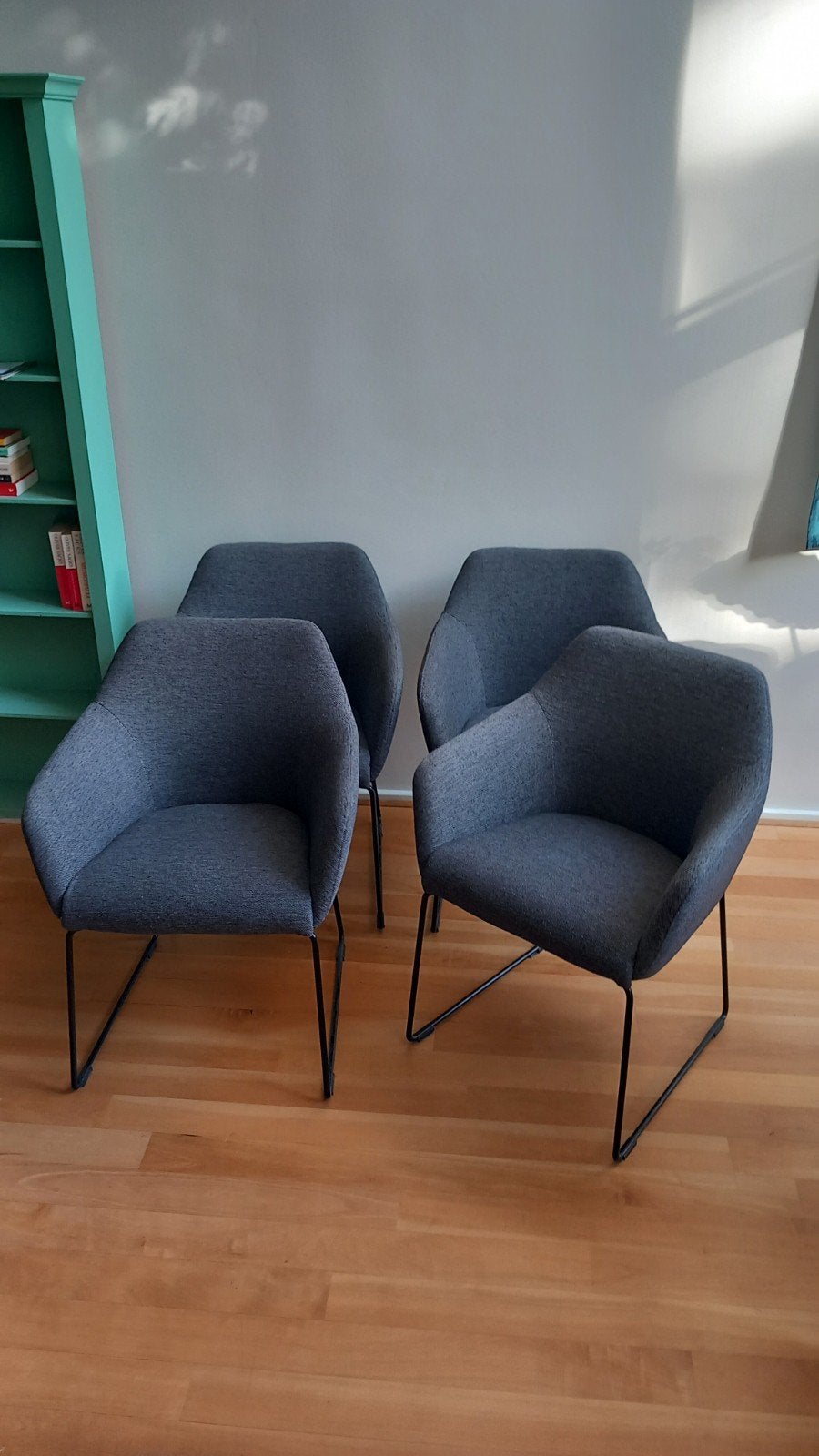 4x IKEA Tossberg Eettafelstoelen - Grijs, Ophalen, Gebruikt, Stof, Vier