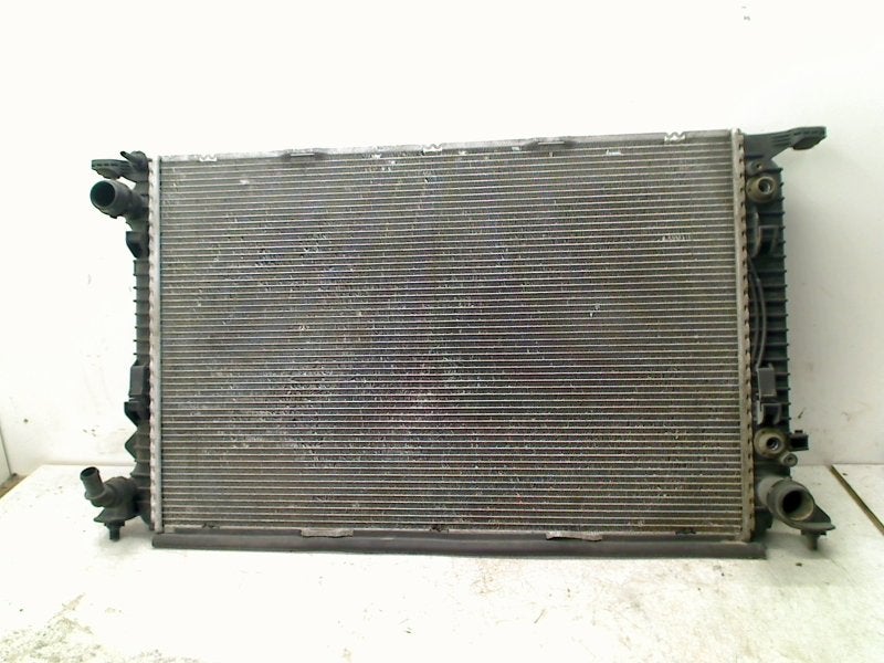 Radiateur Audi A4 (B8) (2007-11/2012-03) 8K0121251Q, Gebruikt, Auto-Union-Straße  1, Ingolstadt 85057, , Duitsland, Info@audi.de